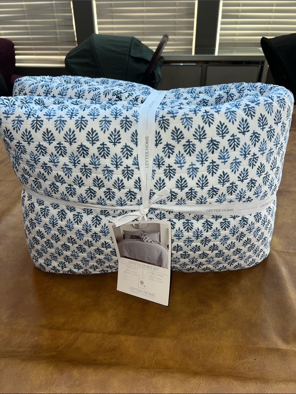 NWT Levtex Home Aditya Blue Leaf Print Quilt Set - King